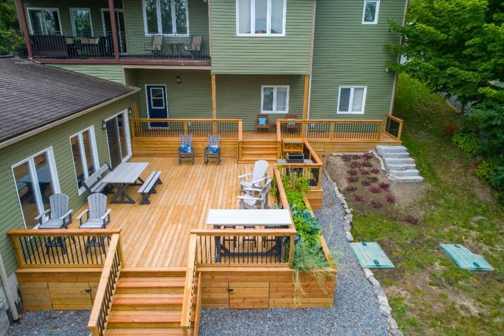 Custom Decks in Middle Tennessee